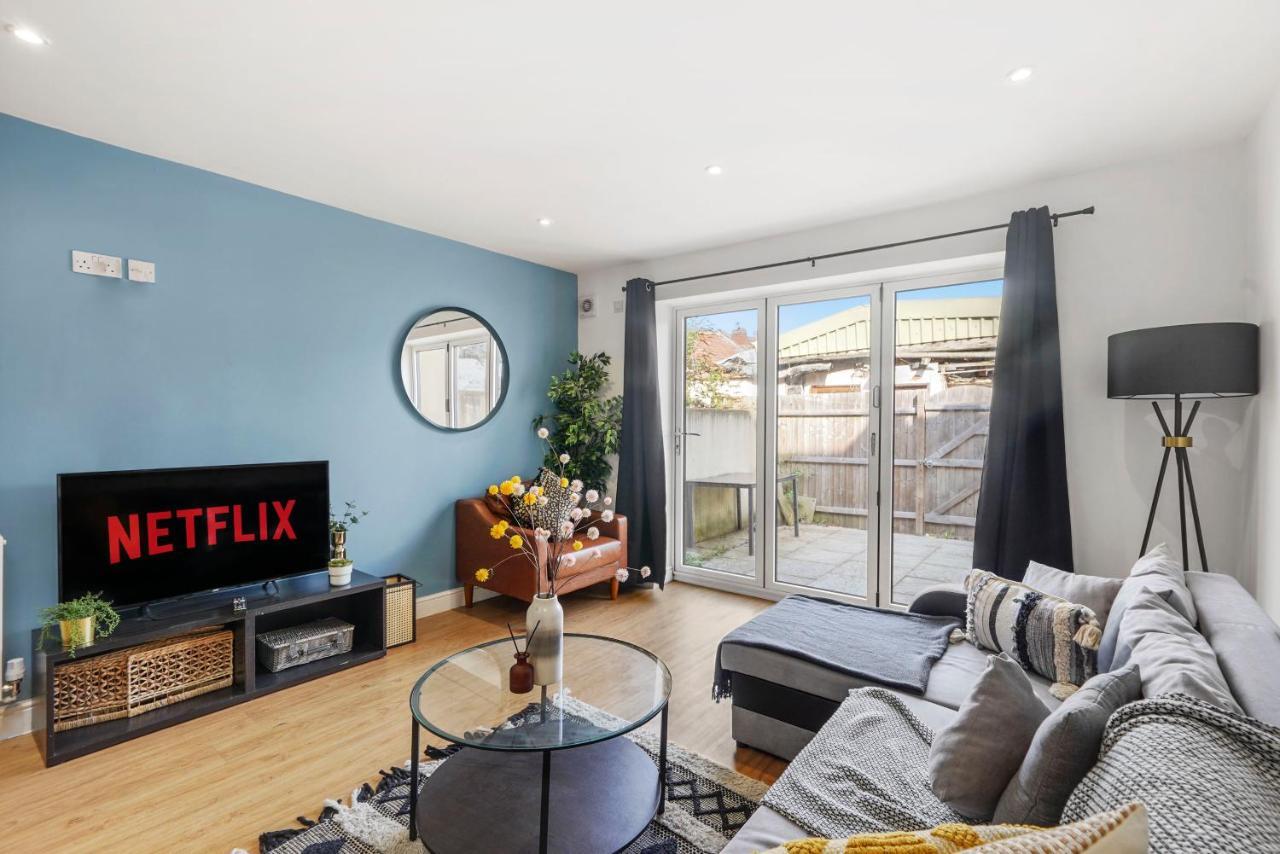 Boutique Abode - Sleeps 6-parking &garden Apartament *